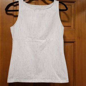 Eddie Bauer tank top. Slightly stretchy.